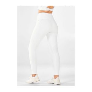 Fabletics Powrr Hold Legging size Small White